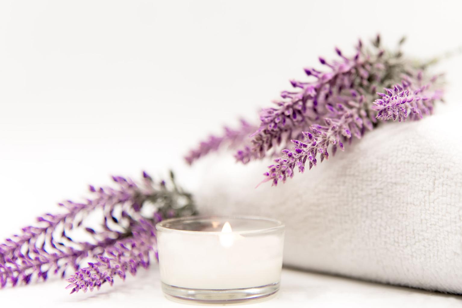 Lavender Calm – Aromatherapy Soy Candle