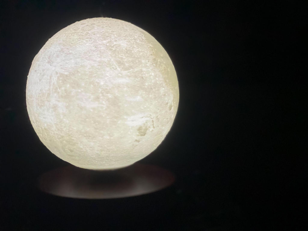 Magnetic Levitating Moon Lamp – Floating LED Night Light
